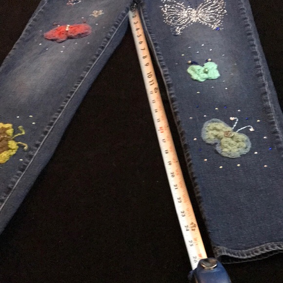 Women’s UPCYCLED HAND CRAFTED GAP Blue Jeans with Butterfly Designs Sz 29/8L - Picture 13 of 16